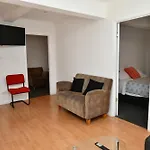 3 Bedroom 2 Bathroom Heathfield Avenue Salamanca 50M