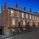 Portsea Place - Designer King Studio And Parking