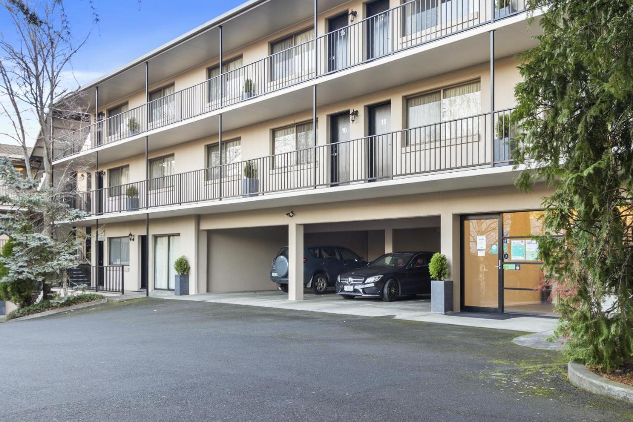Grosvenor Court