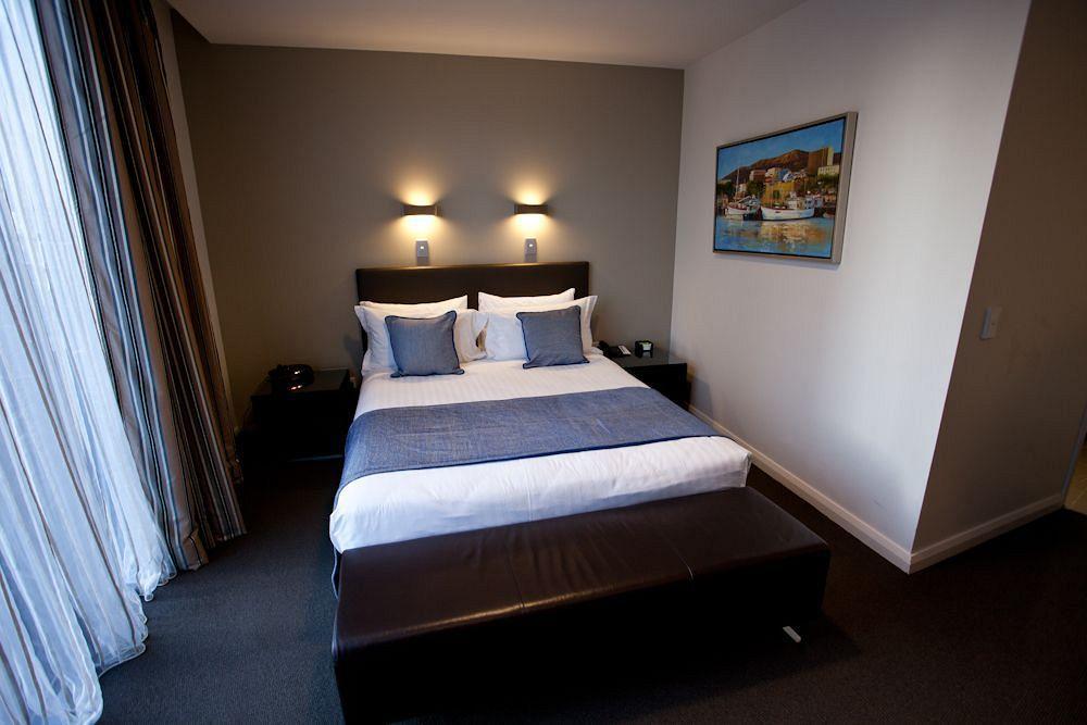 Aparthotel Mantra Collins