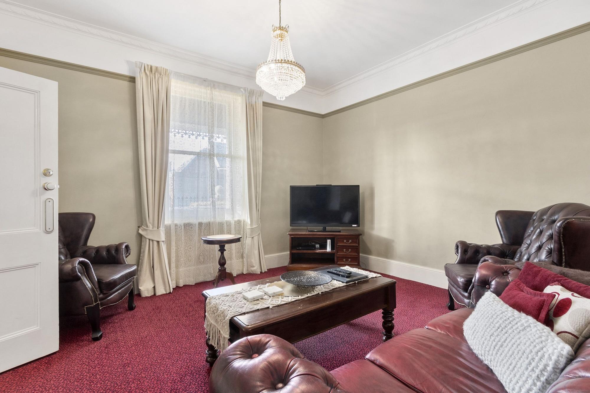 Grosvenor Court Aparthotel Hobart