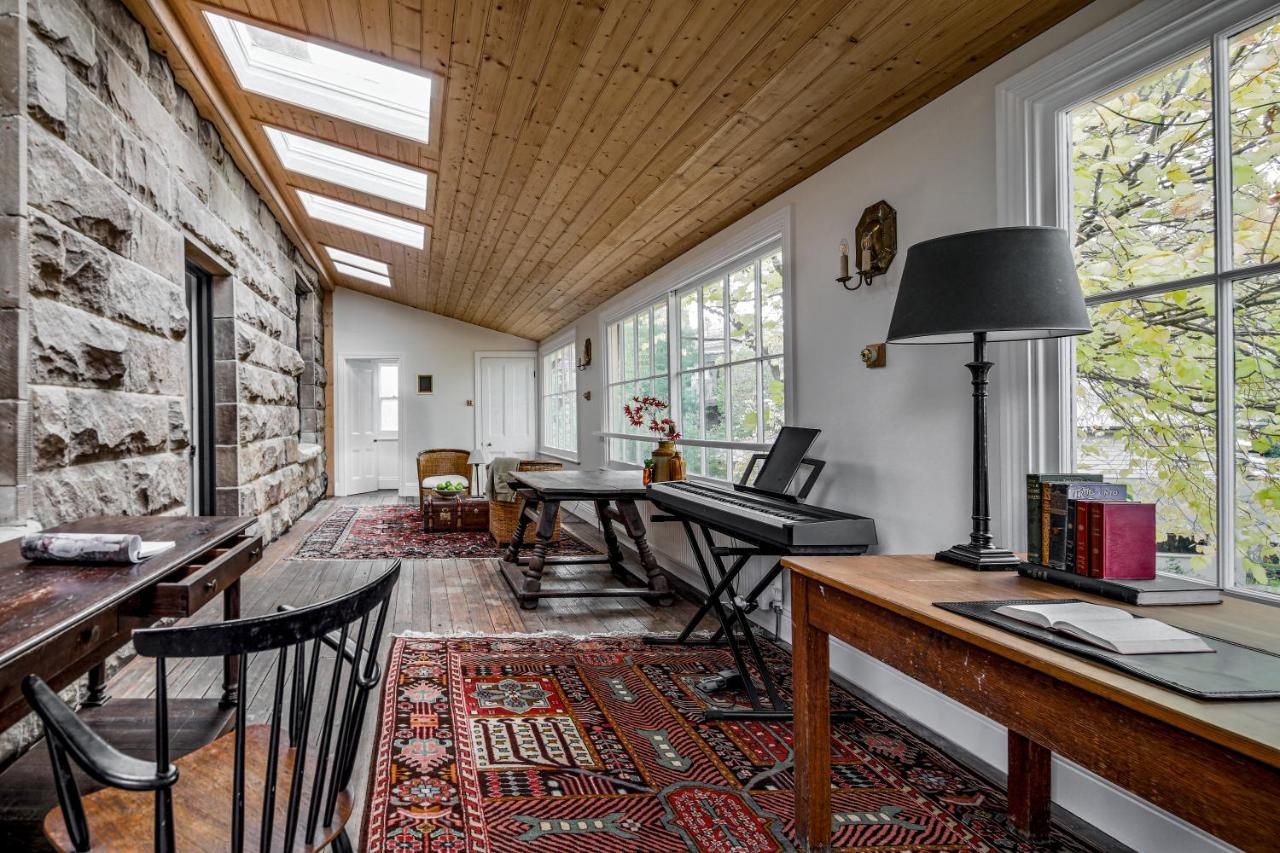 Villa European Style House