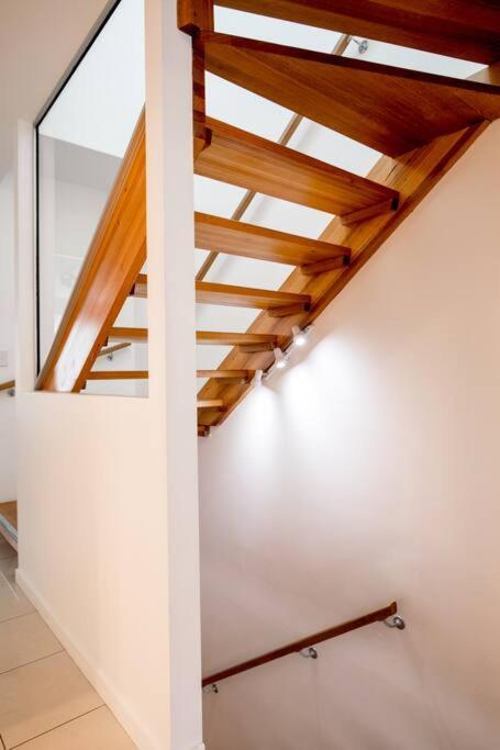 Chic Harbourside Group Haven In Heart Of *