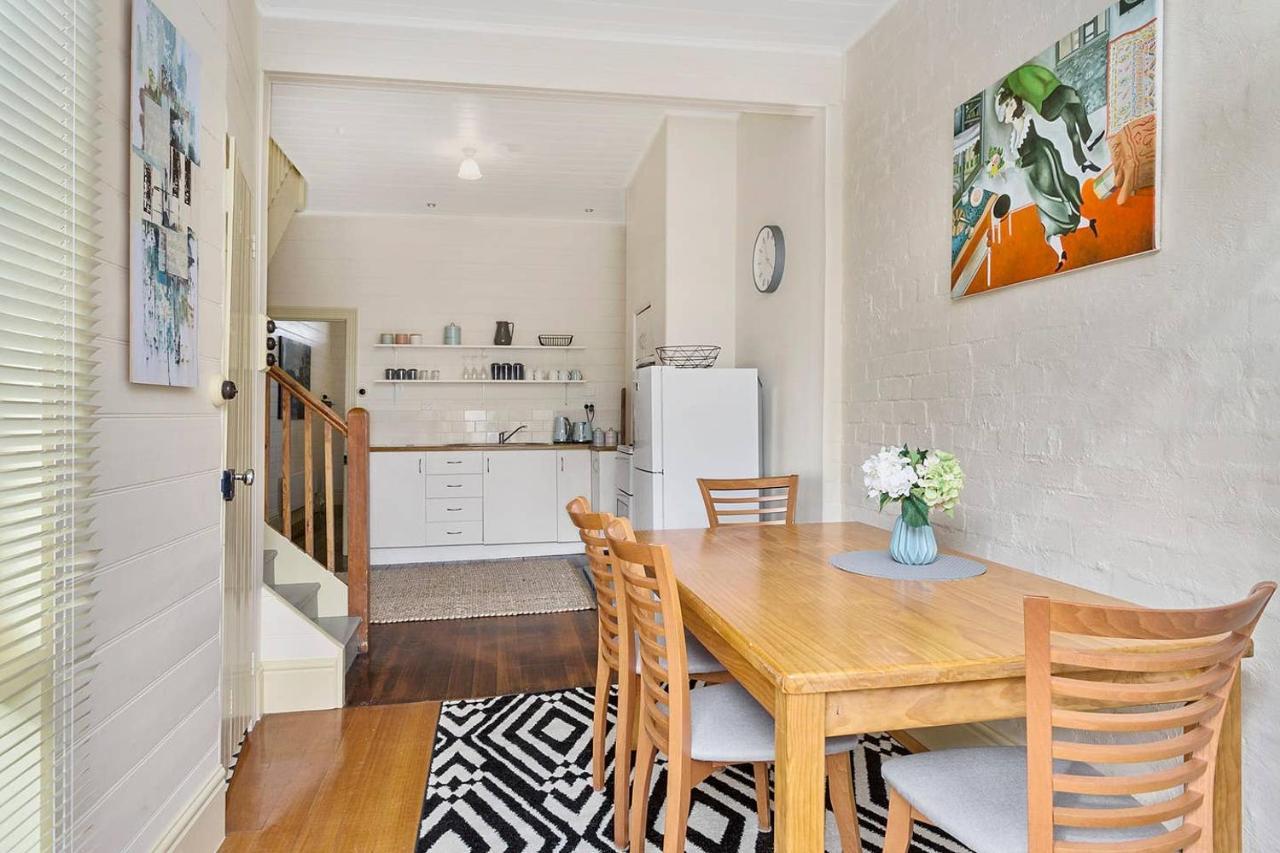 Cosy Glebe - Stroll To *