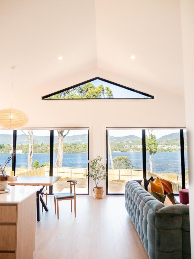 Luxurious Waterfront In The North Of * Hobart