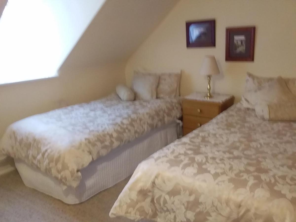 Holiday home Josie's *