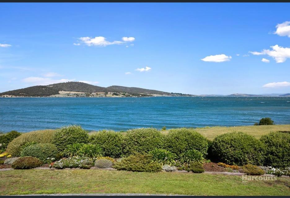 Amazing Sea Views Luxury House * Hobart