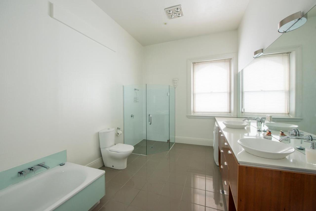 Roxburgh House Apartment *