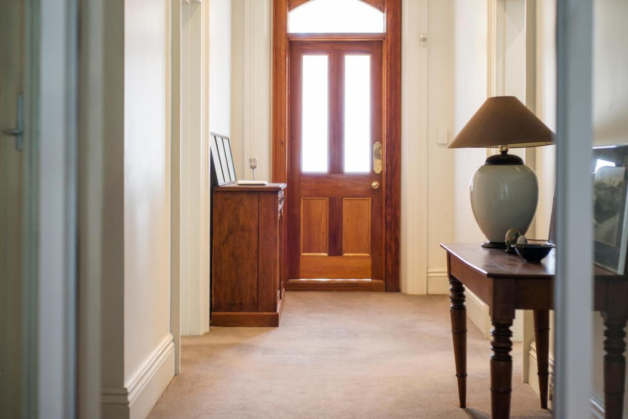 Roxburgh House