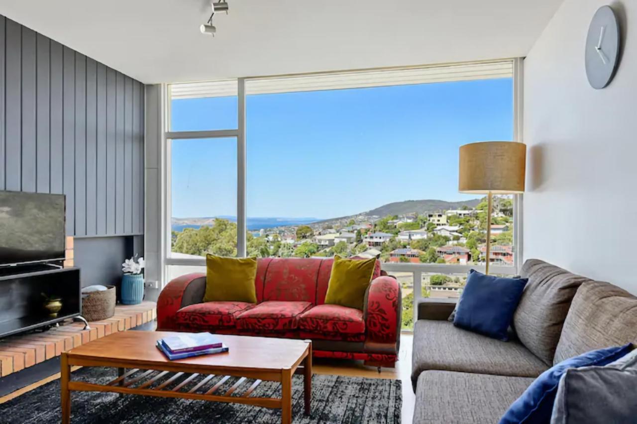 Poet S House 6br Fabulous Character Wow Views Hobart