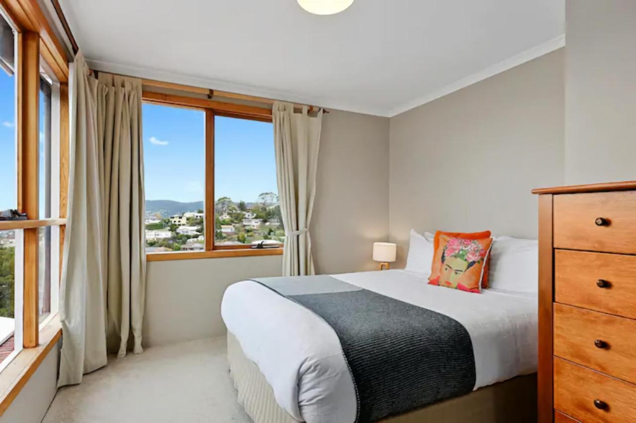 Holiday home Poet S House 6br Fabulous Character Wow Views Hobart