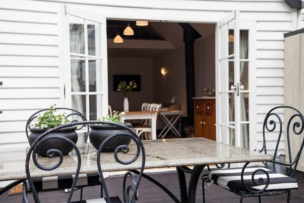 Writer's Cottage, Luxurious Oasis In The Heart Of North