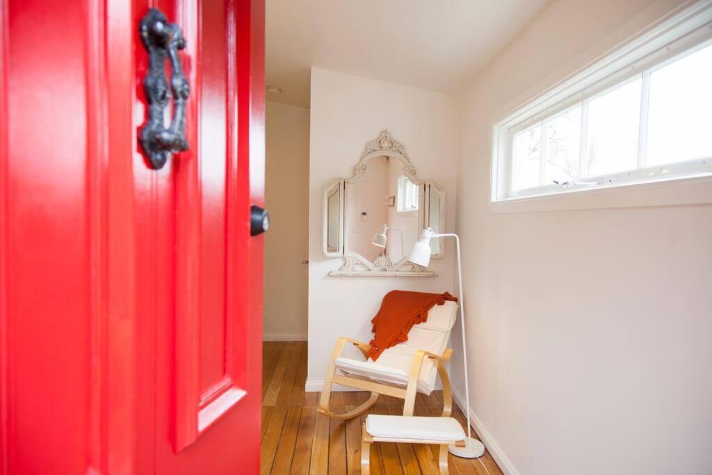 Writer's Cottage, Luxurious Oasis In The Heart Of North Holiday home