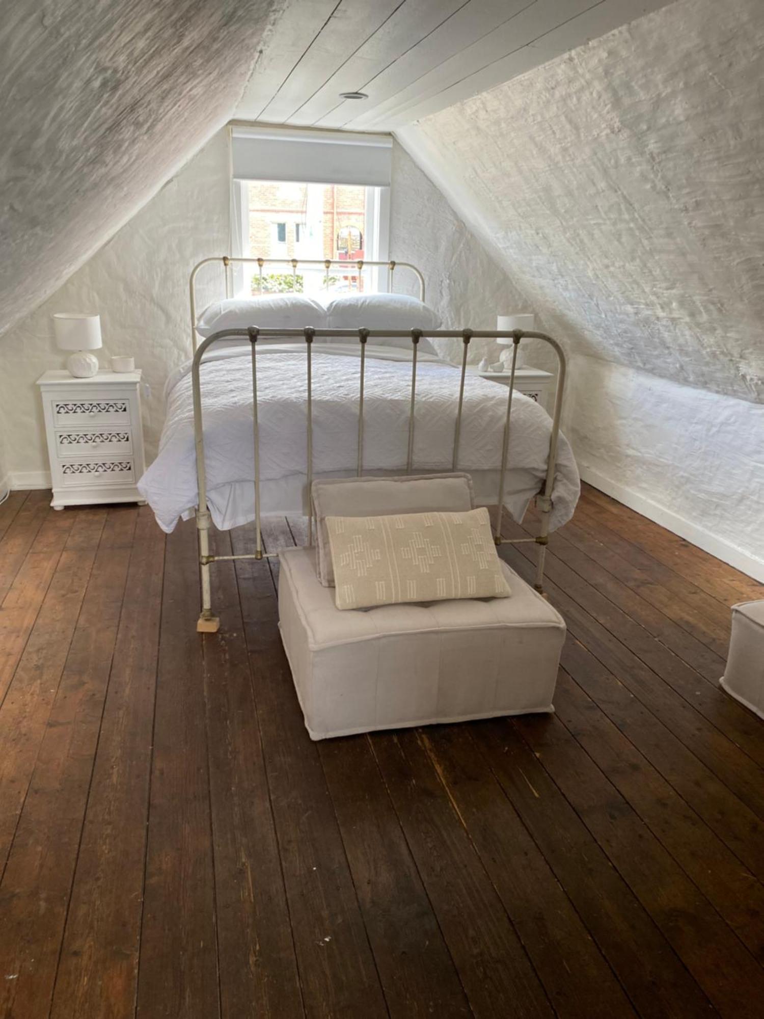 Writer's Cottage, Luxurious Oasis In The Heart Of North * Hobart