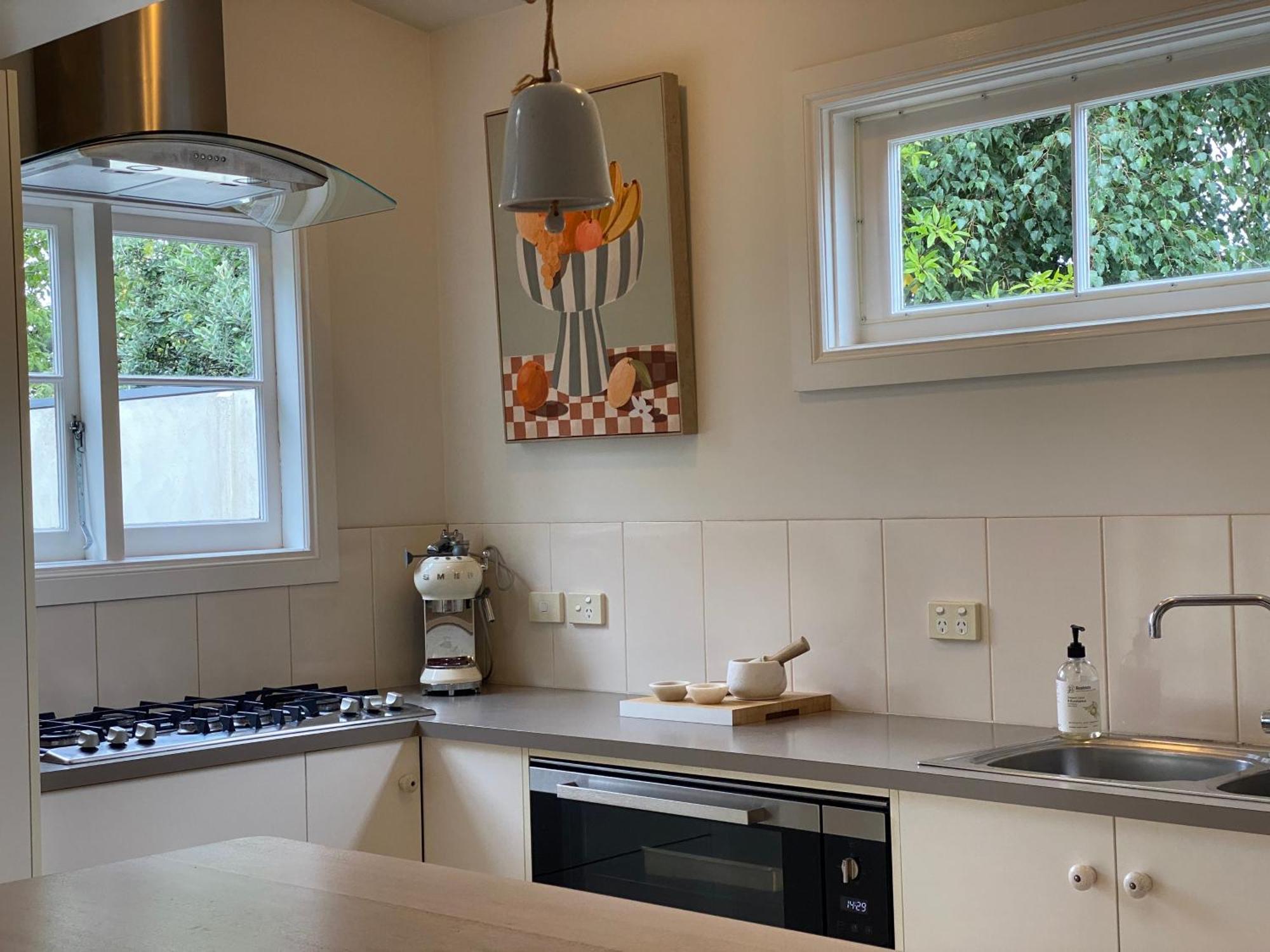 Writer's Cottage, Luxurious Oasis In The Heart Of North Holiday home