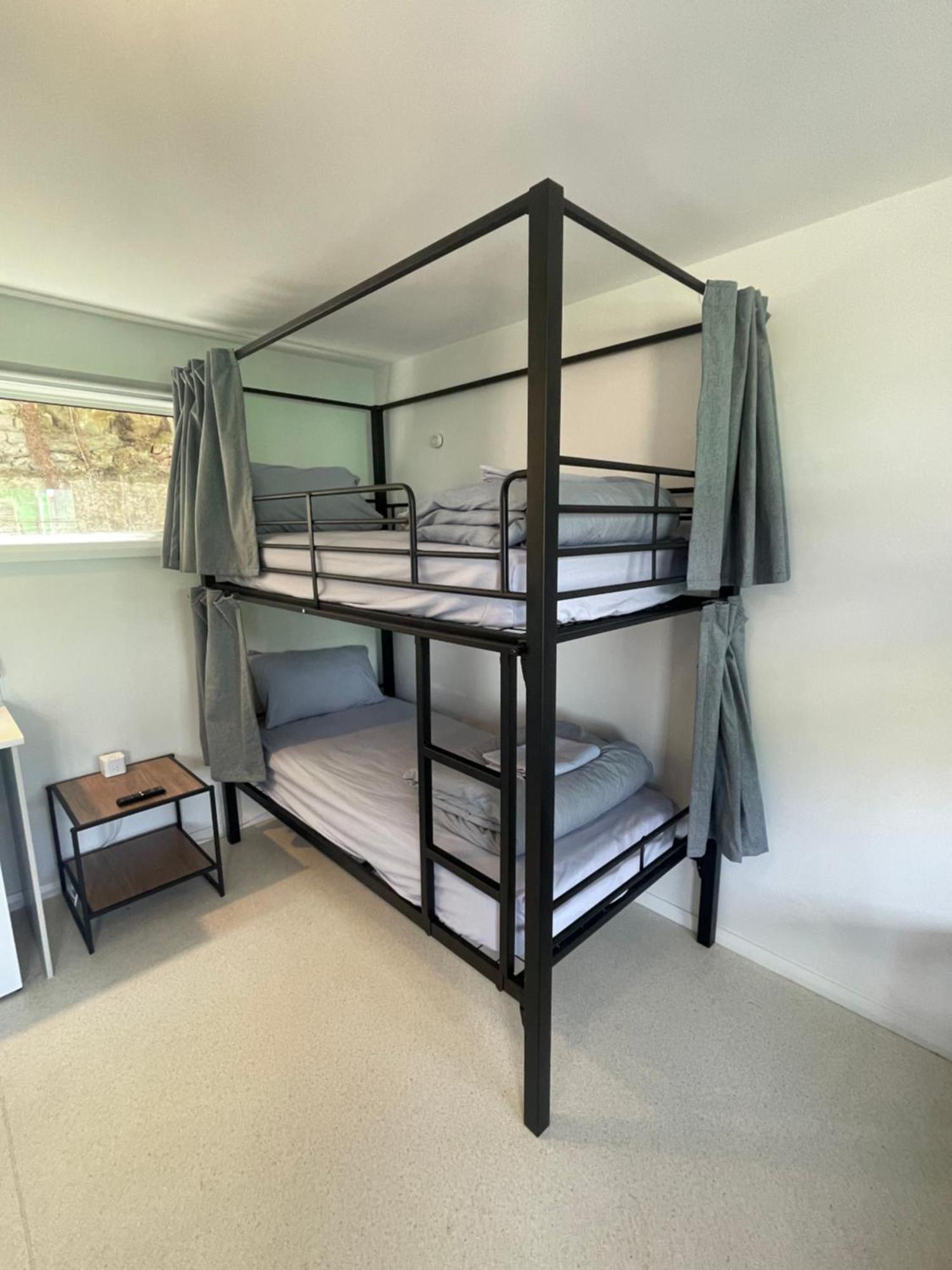 The Pickled Frog Hostel *