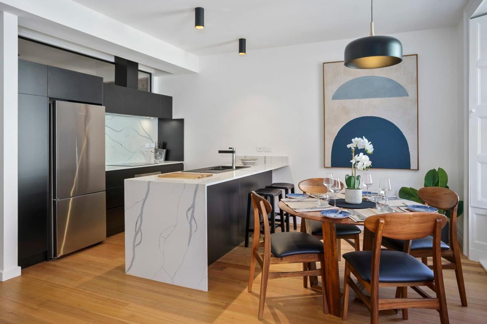 Vintage At Saddlers - Embrace A Cafe Lifestyle Apartment *