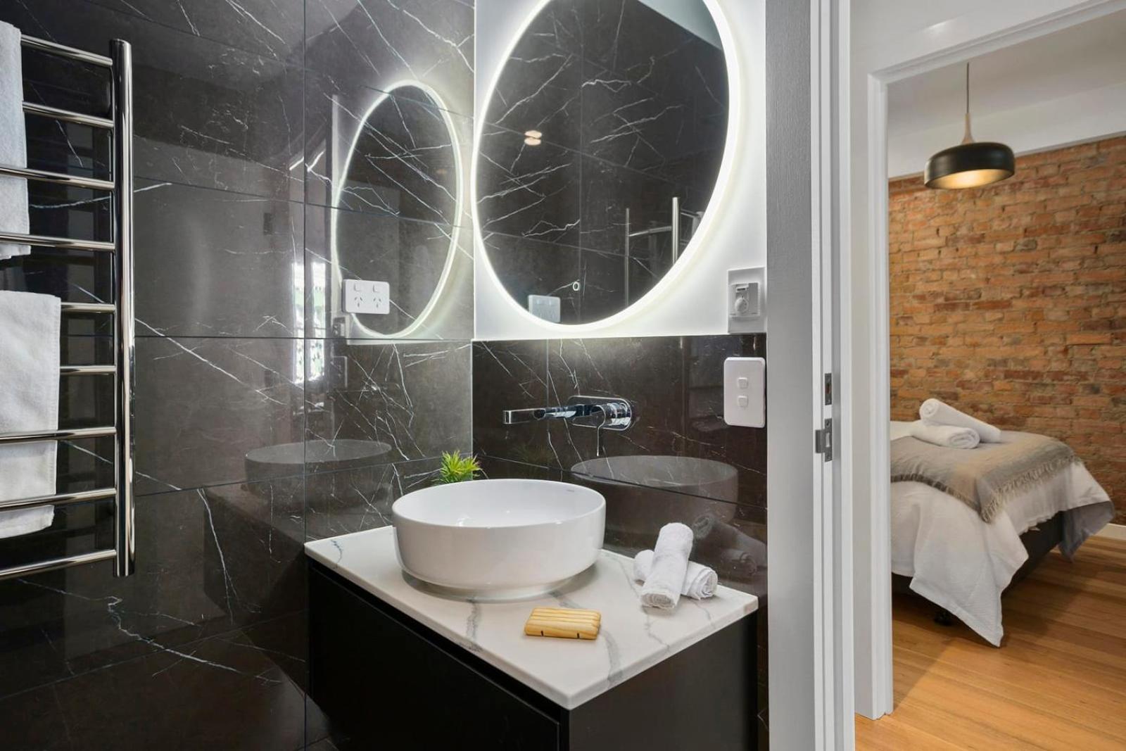 Apartment Vintage At Saddlers - Embrace A Cafe Lifestyle