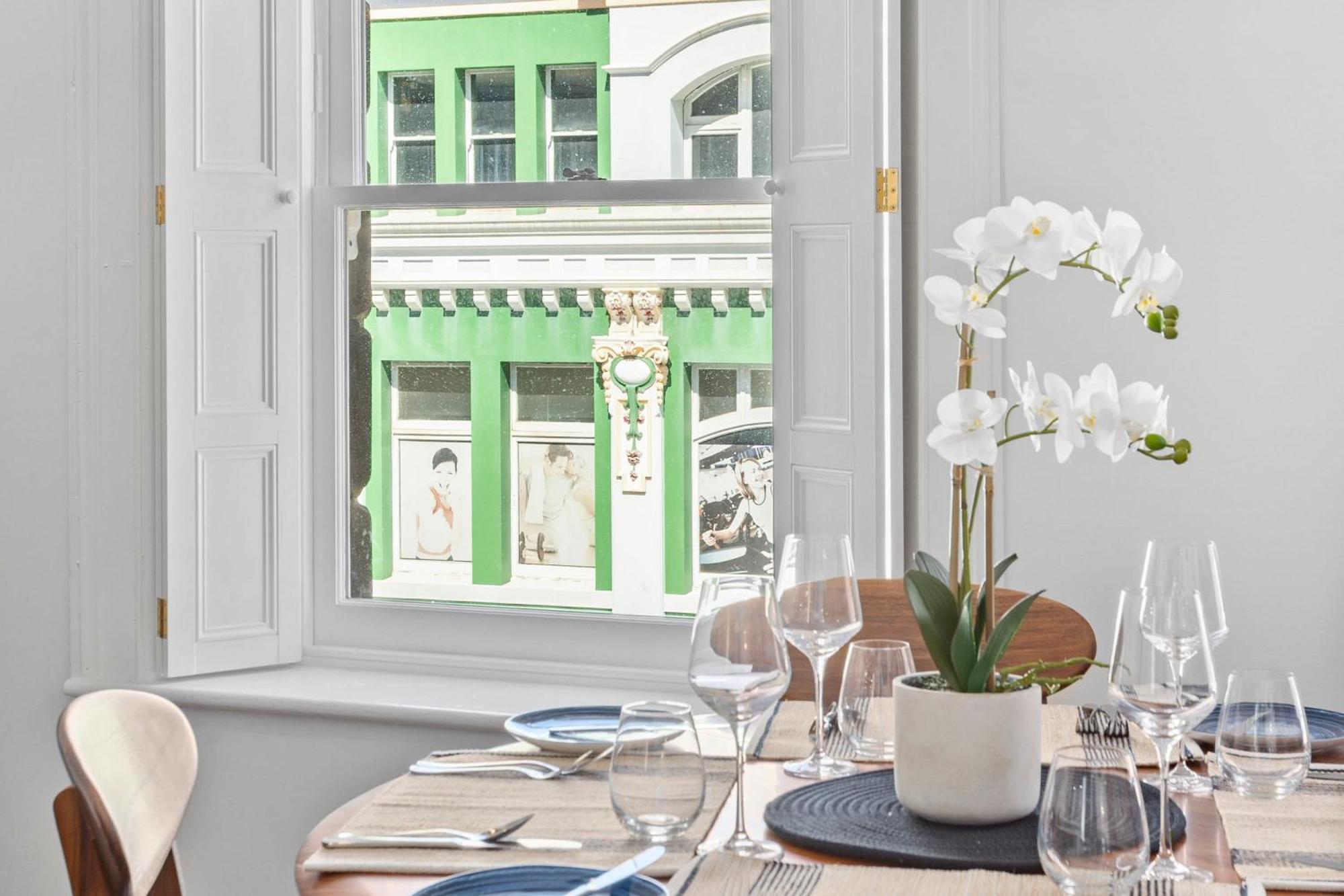 Apartment Vintage At Saddlers - Embrace A Cafe Lifestyle