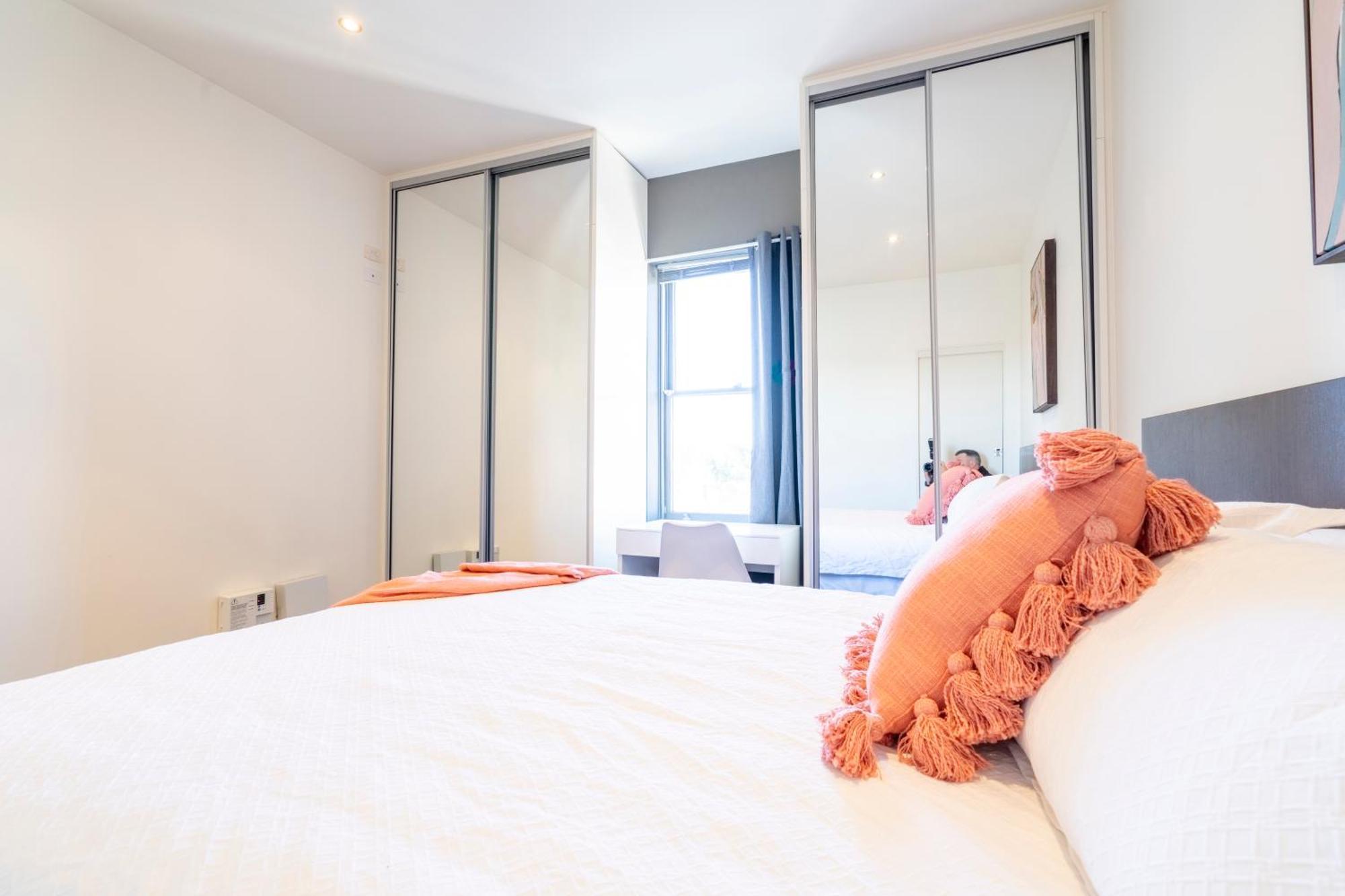 Apartment Heritage Terrace With Mod Twist Hobart