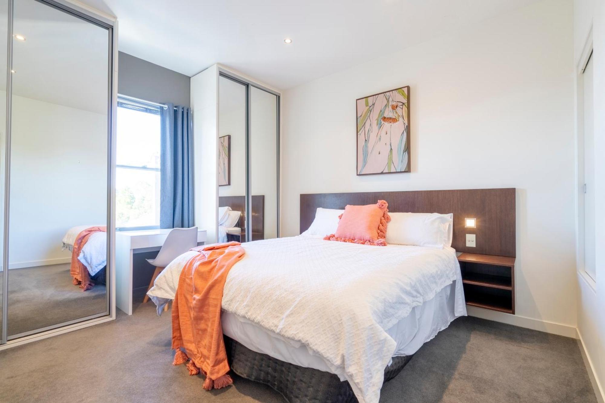 Apartment Heritage Terrace With Mod Twist Hobart