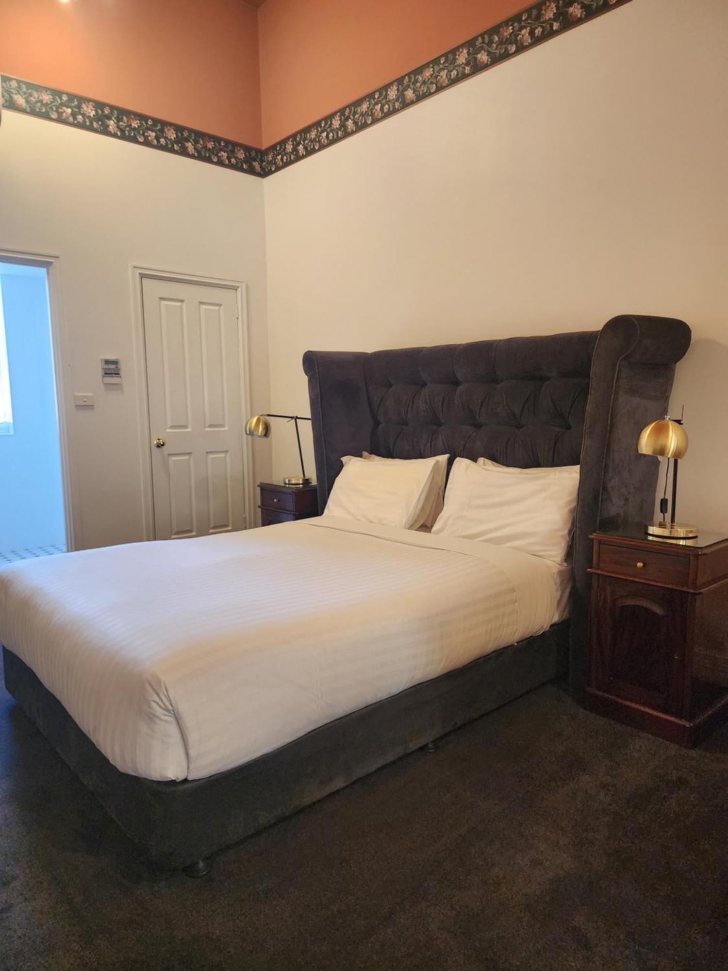 The Macquarie Hotel