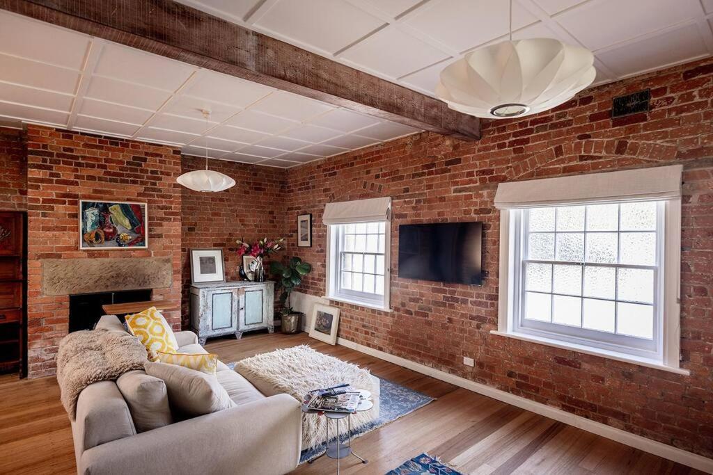 Holiday home Degraves St Old Mill Hobart