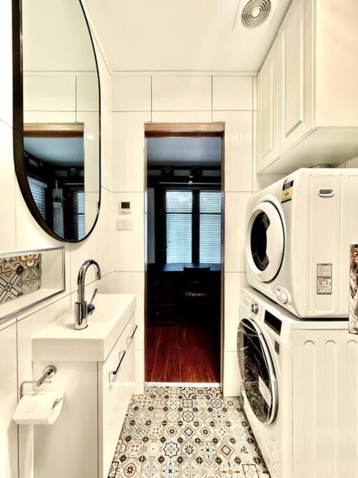 Sandy Bay Escape Apartment Hobart