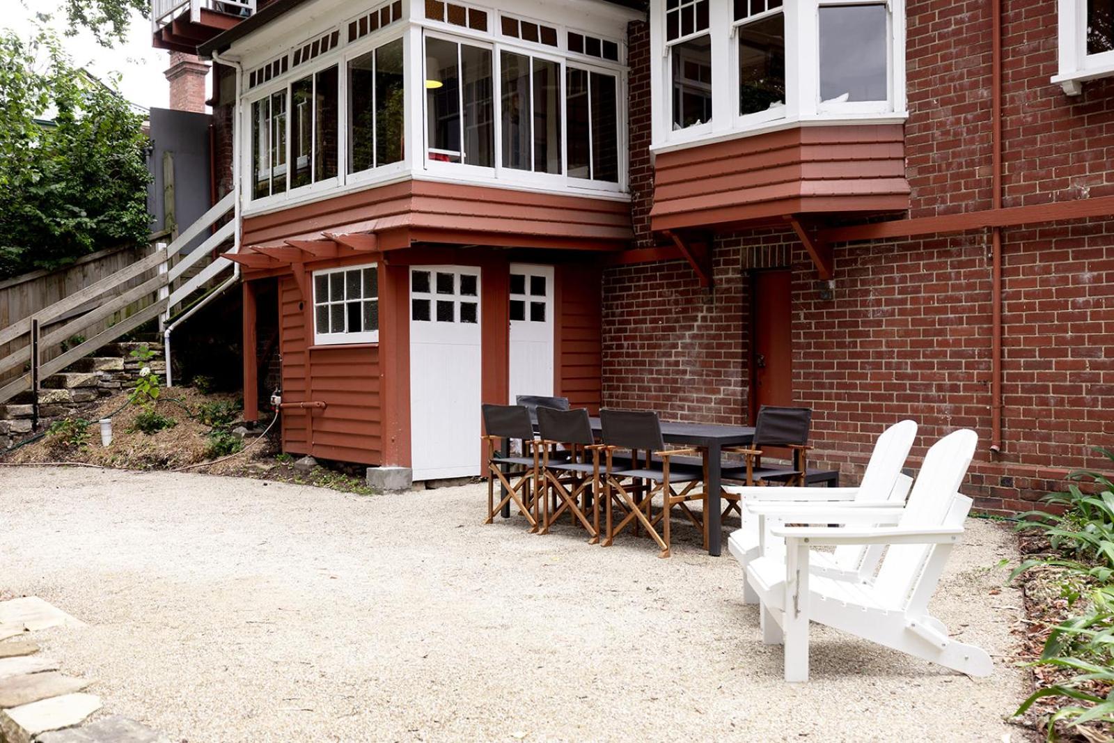 Buckley's Rest - 2 Bdrm In Battery Point