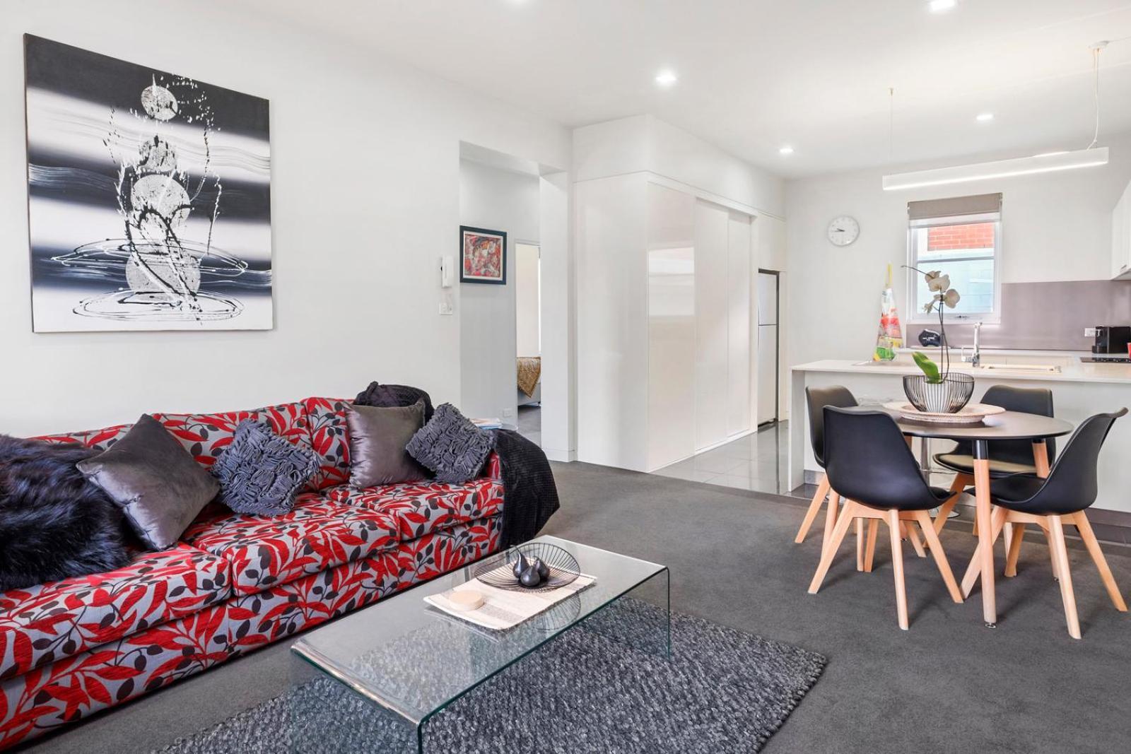 Inner-city 2 Bedroom With Free Parking Apartment Hobart
