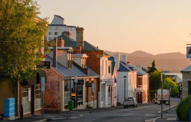 Cosy Renovated 2 Bed In Superb Location Holiday home Hobart