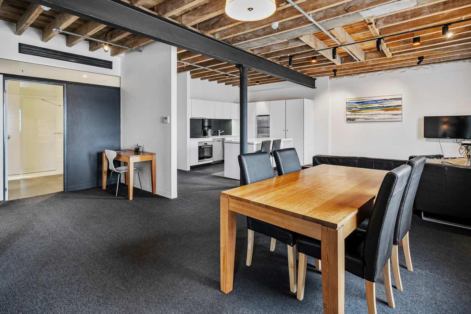 Gibson Mill Waterfront Warehouse - 201 Apartment *