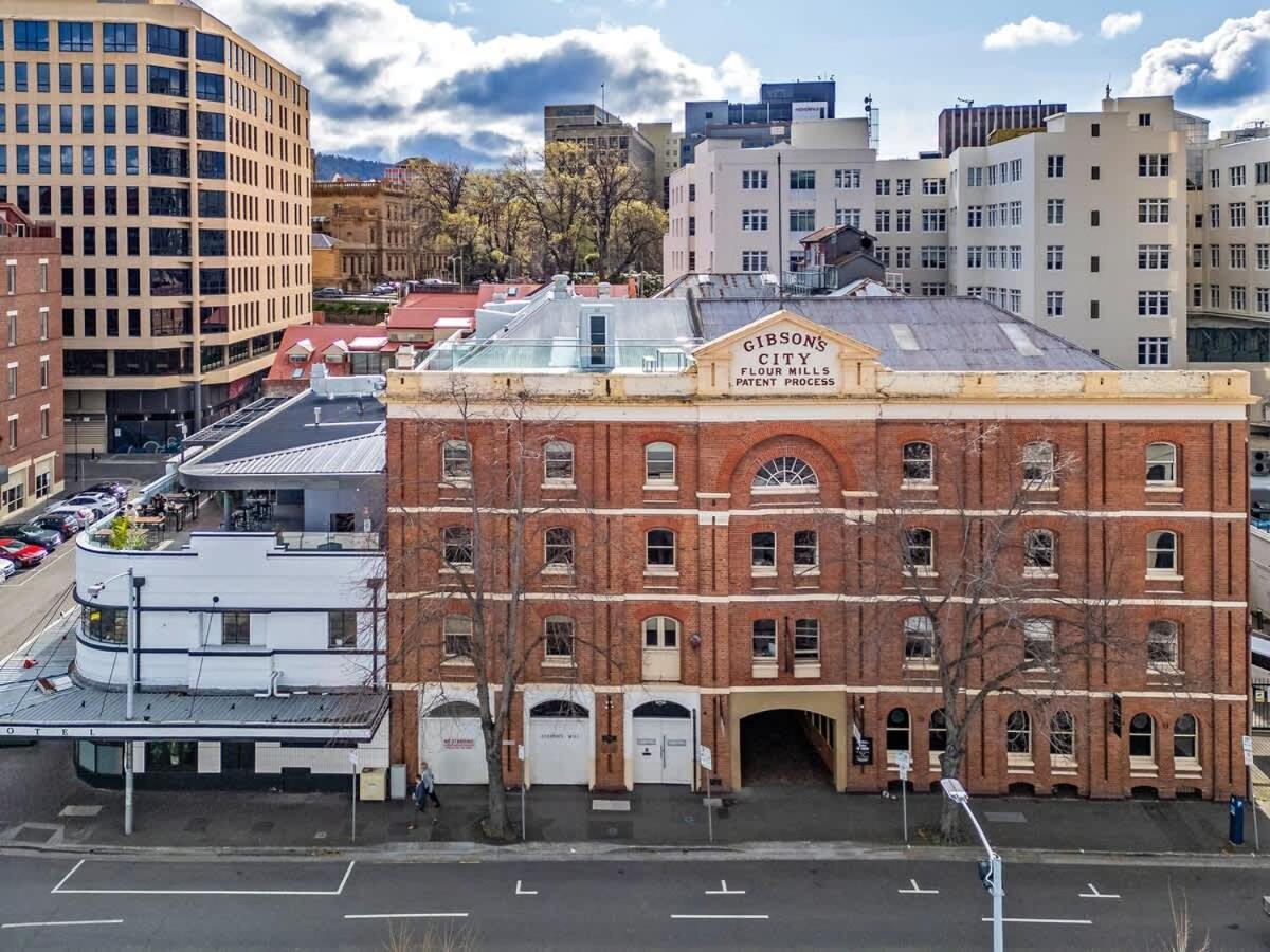 Gibson Mill Waterfront Warehouse - 201 Hobart