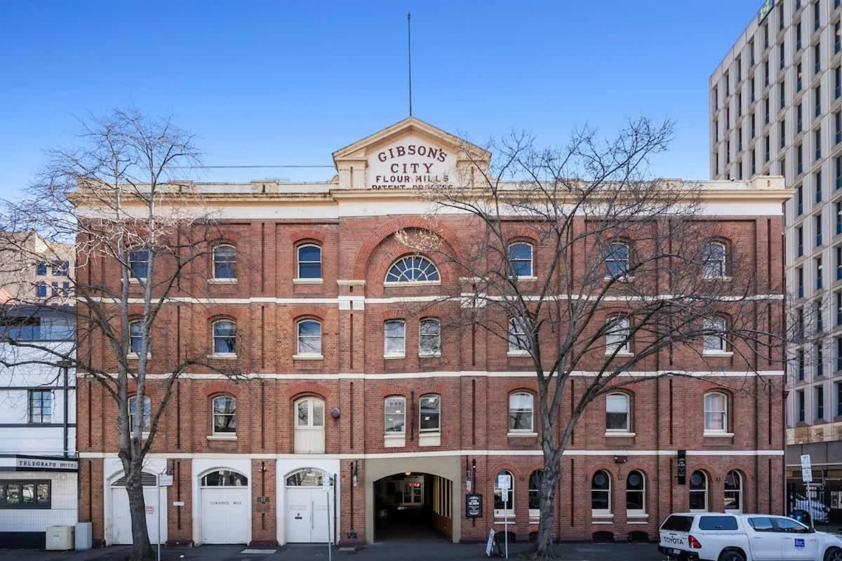 Gibson Mill Waterfront Warehouse - 101