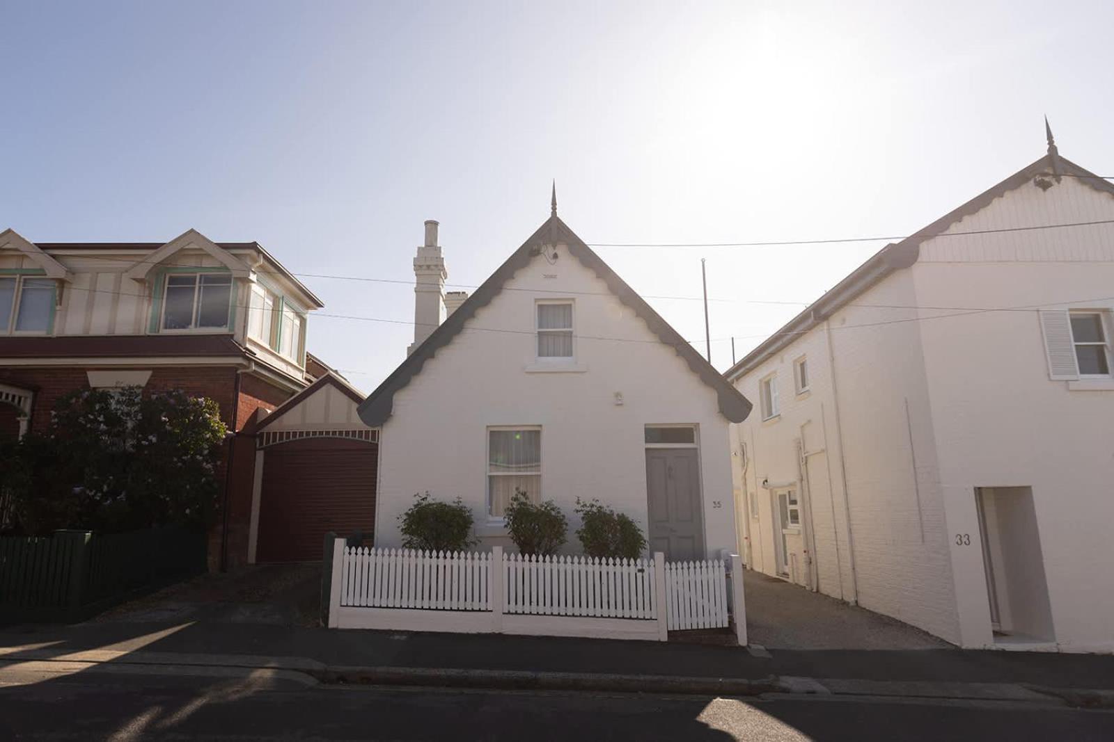 Holiday home Kelly Street In Battery Point