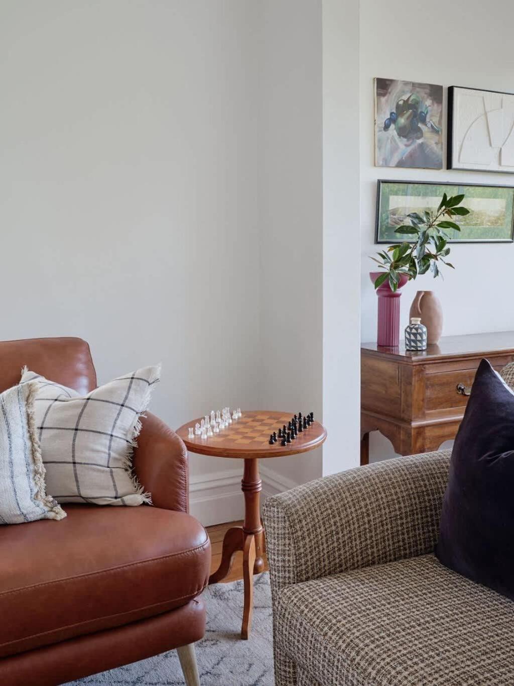Apartment Sunny Spacious Three Bedroom With Views *