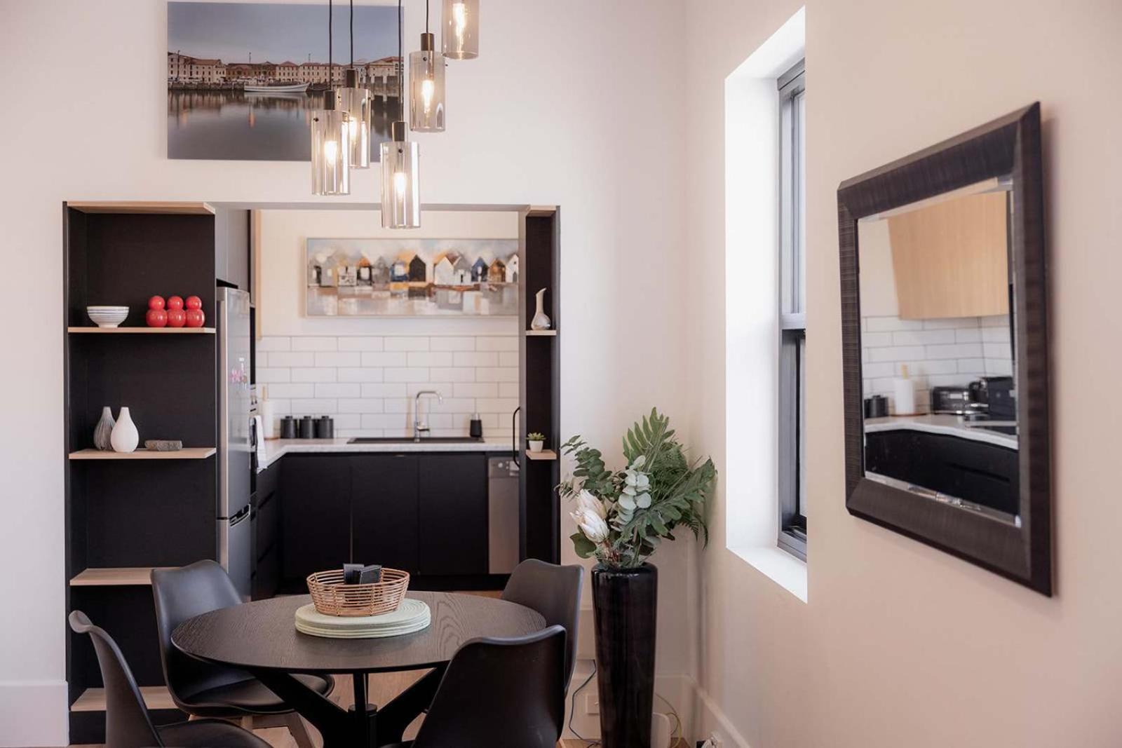 3 Bedroom Spacious Inner-city Pad With Car Park Apartment Hobart