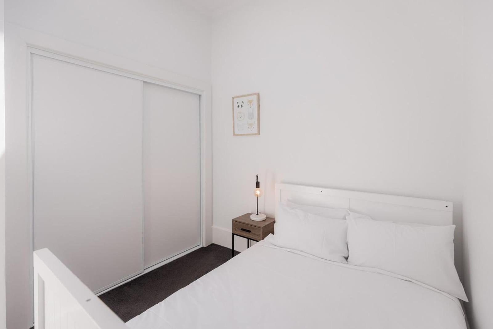 3 Bedroom Spacious Inner-city Pad With Car Park * Hobart