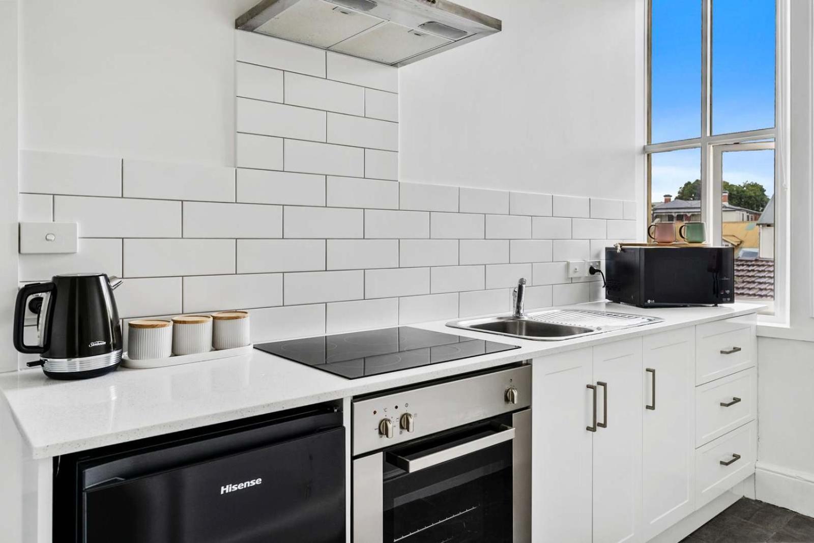 Apartment Portsea Place - Designer King And Parking *