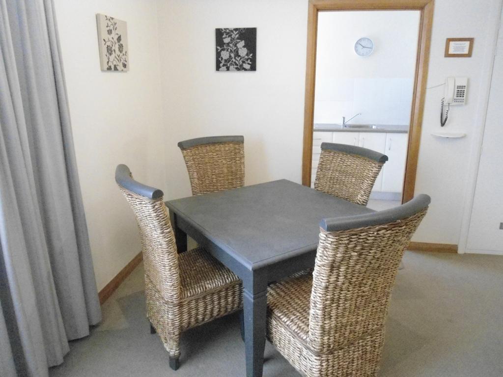Ashwood Apartments - Bellerive * Hobart
