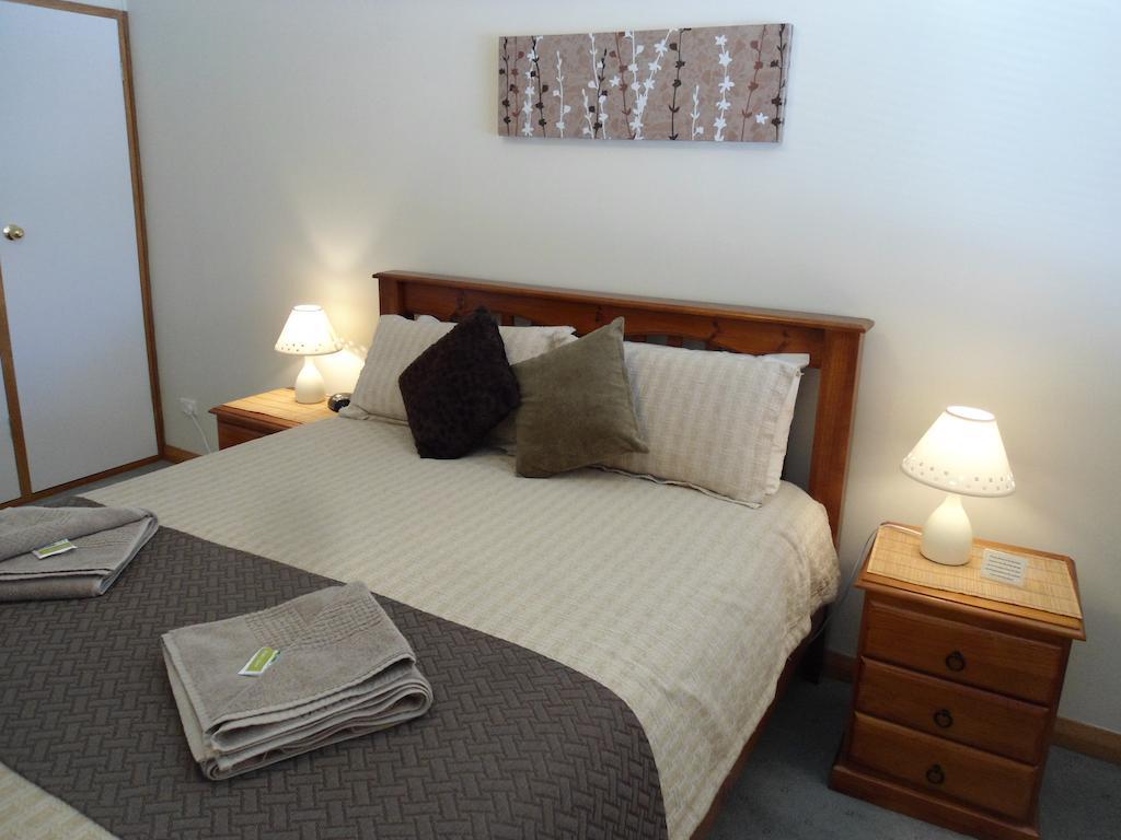 Ashwood Apartments - Bellerive Apartment *