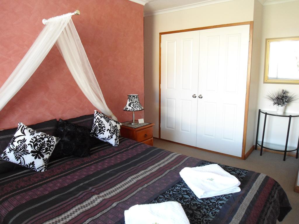 Ashwood Apartments - Bellerive Apartment
