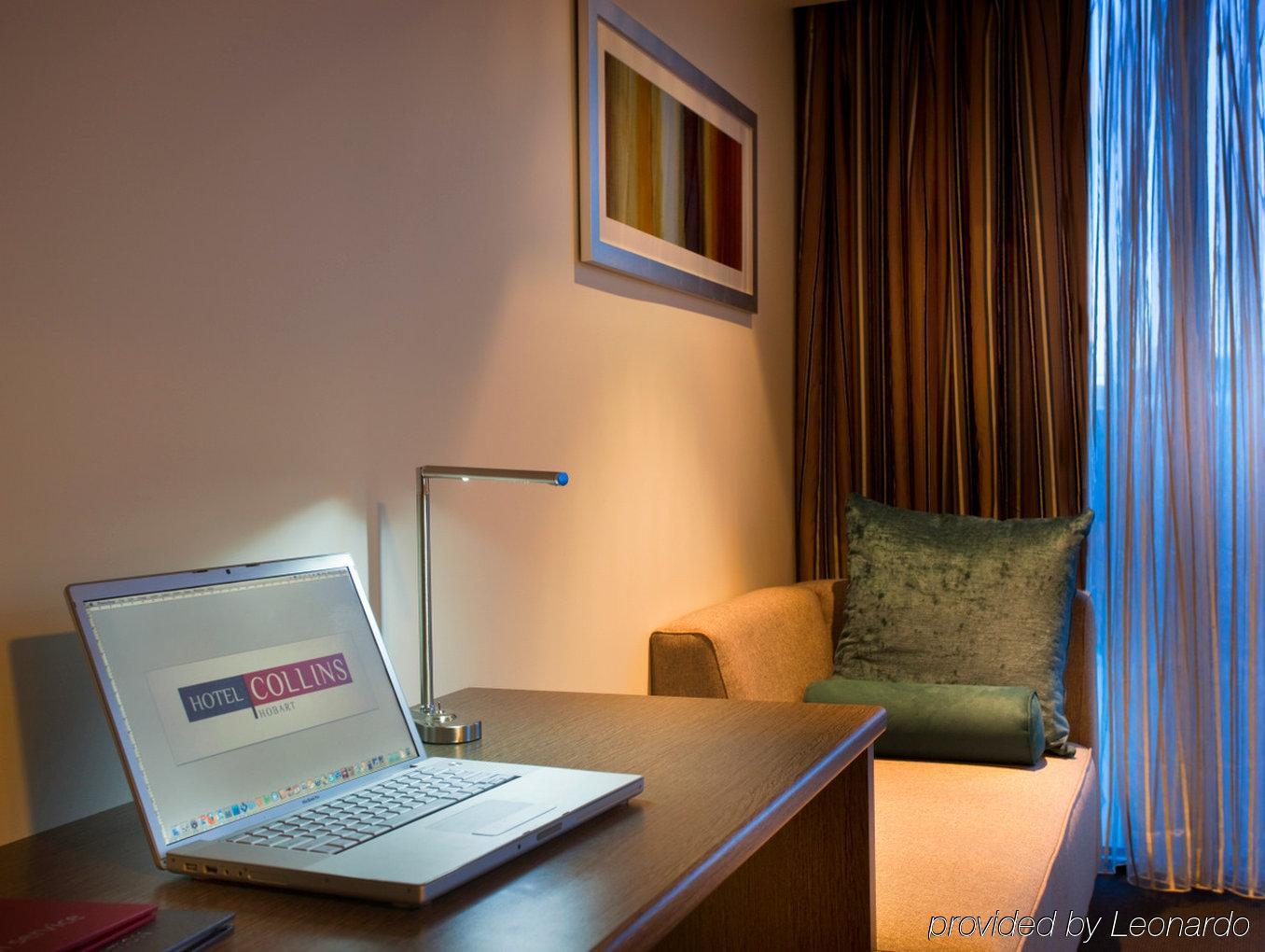 Aparthotel Mantra Collins