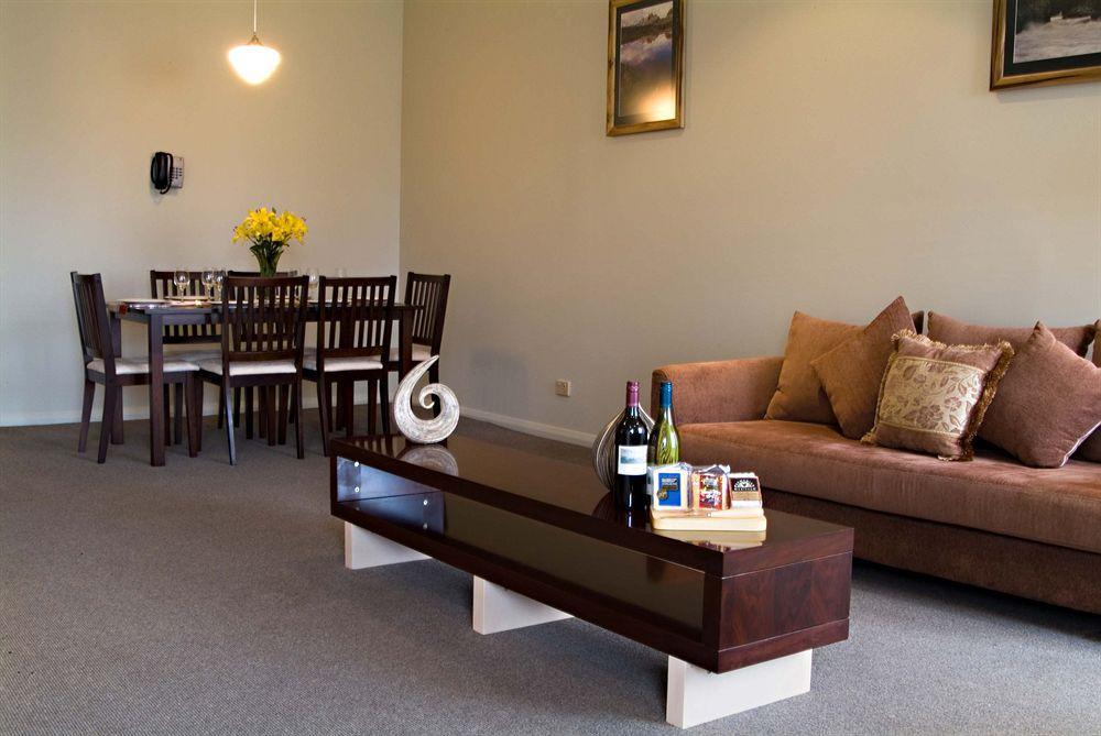 Mantra One Sandy Bay Road Hobart