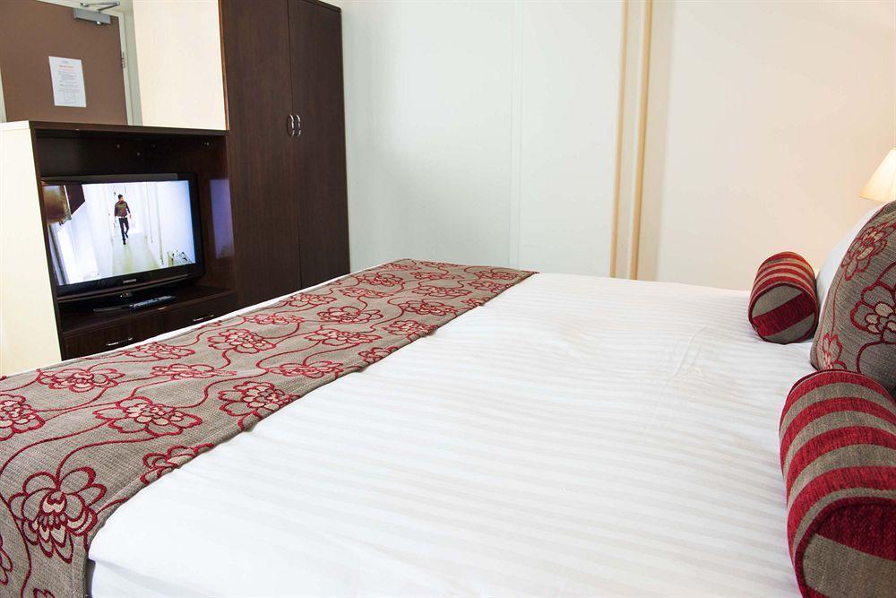Aparthotel Mantra One Sandy Bay Road 4*