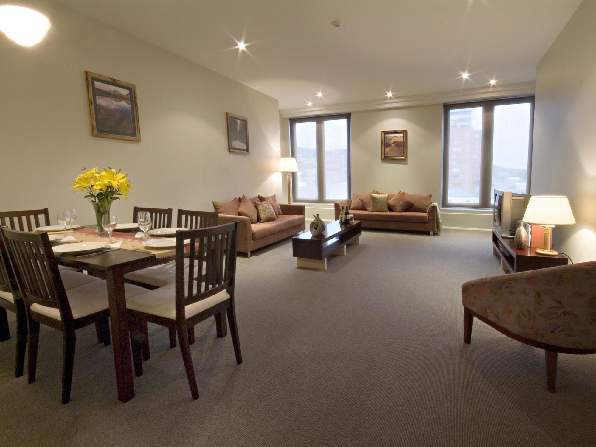 Aparthotel Mantra One Sandy Bay Road Hobart