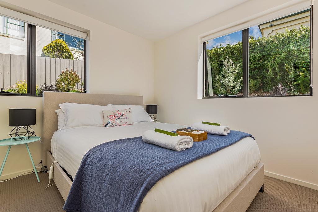 110 Hampden Aparthotel