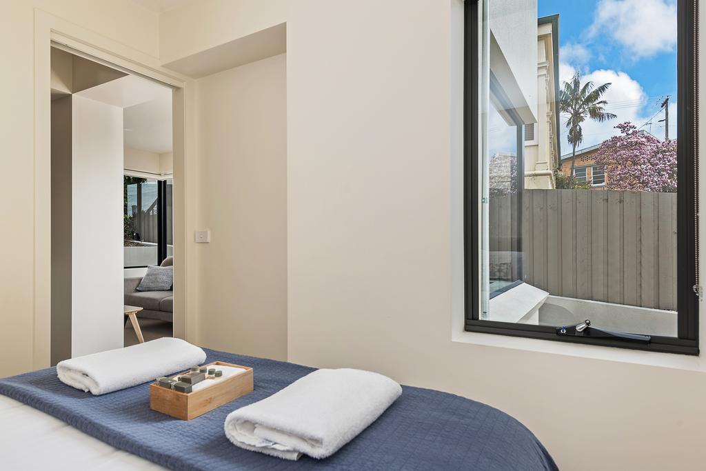 Aparthotel 110 Hampden 4*