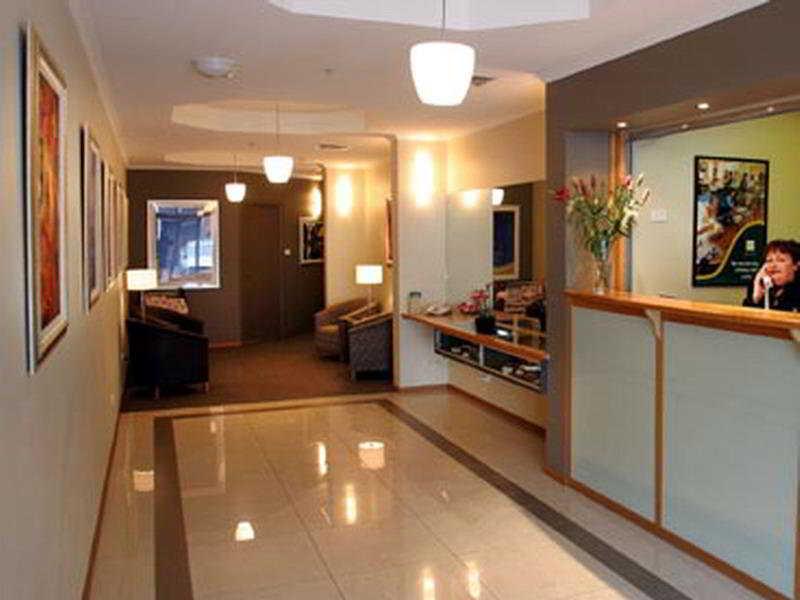 Waterfront 4*