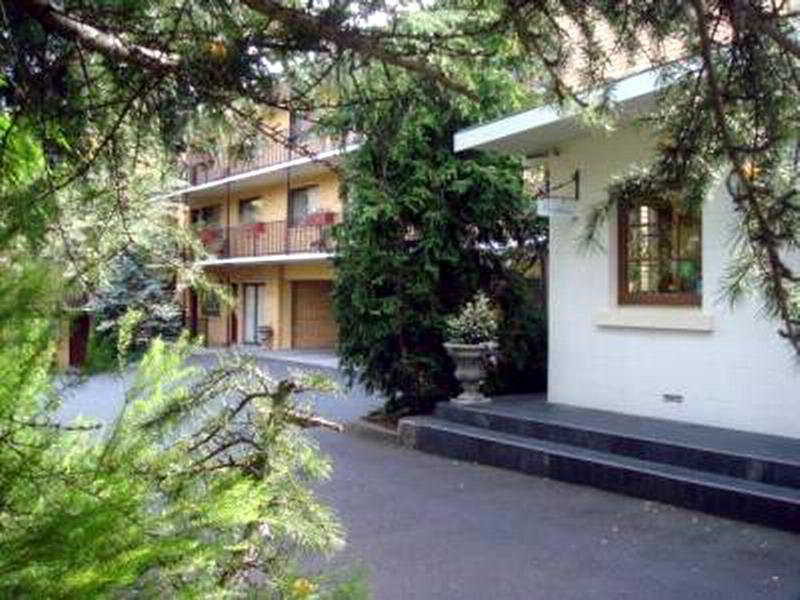 Grosvenor Court Hobart